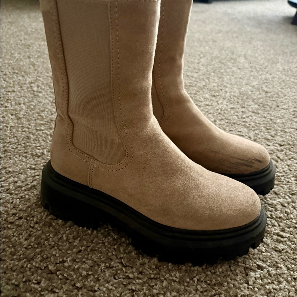 Women's Tan Boots